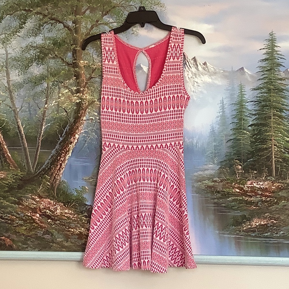 Women's Pink & White Casual Mini Dress Sleeveless
